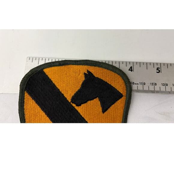 2PC US Army 1st Air Cavalry Division Patch 1960's Original 4"x5" - Picture 6 of 7